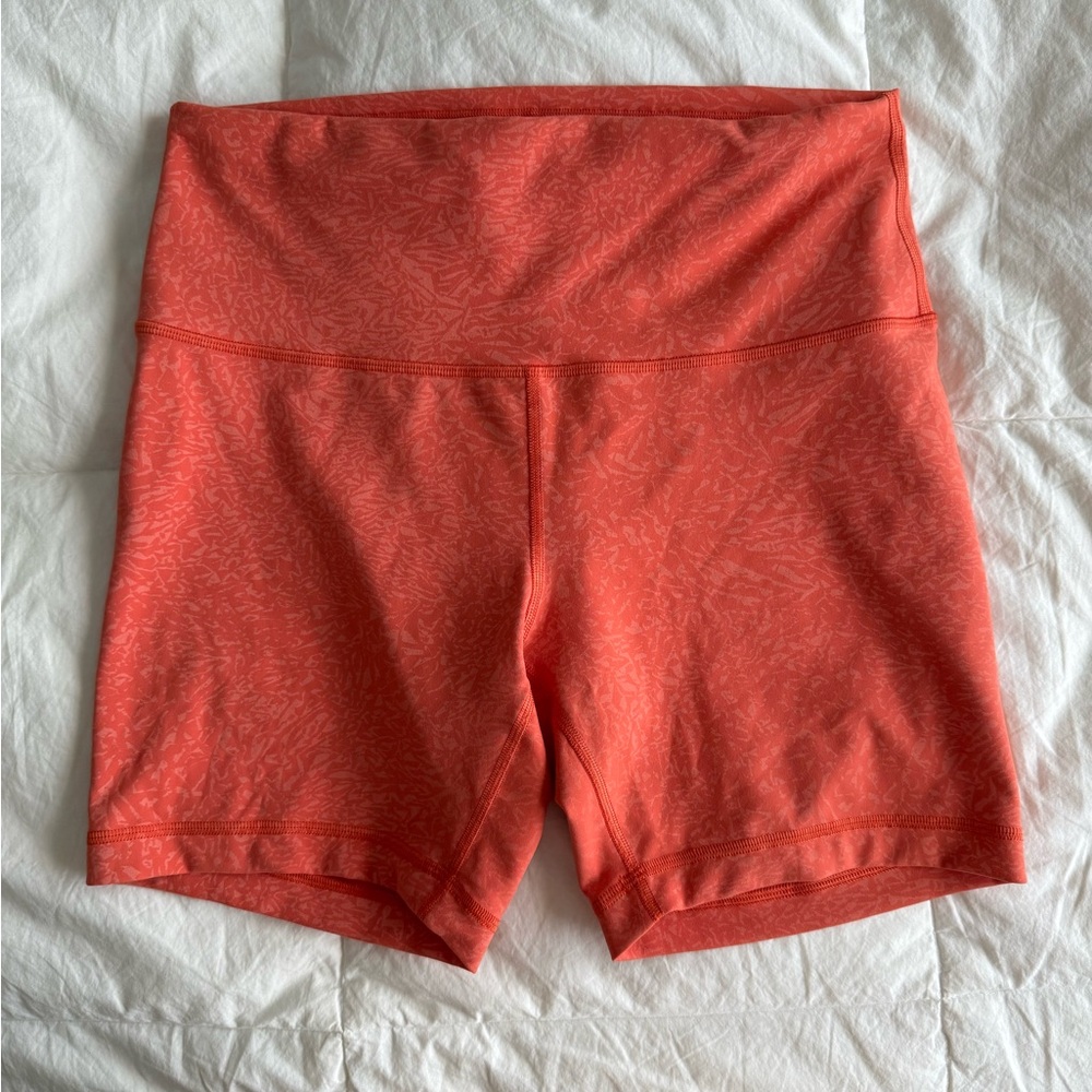 EUC Lululemon Wunder Train HR Shorts 6” Size 10 Crunch Warm Coral Orange - Picture 1 of 9